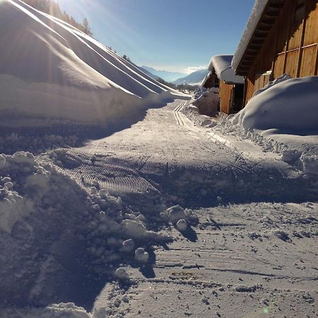 Hotel Alpenhof Oberwald Bagian luar foto